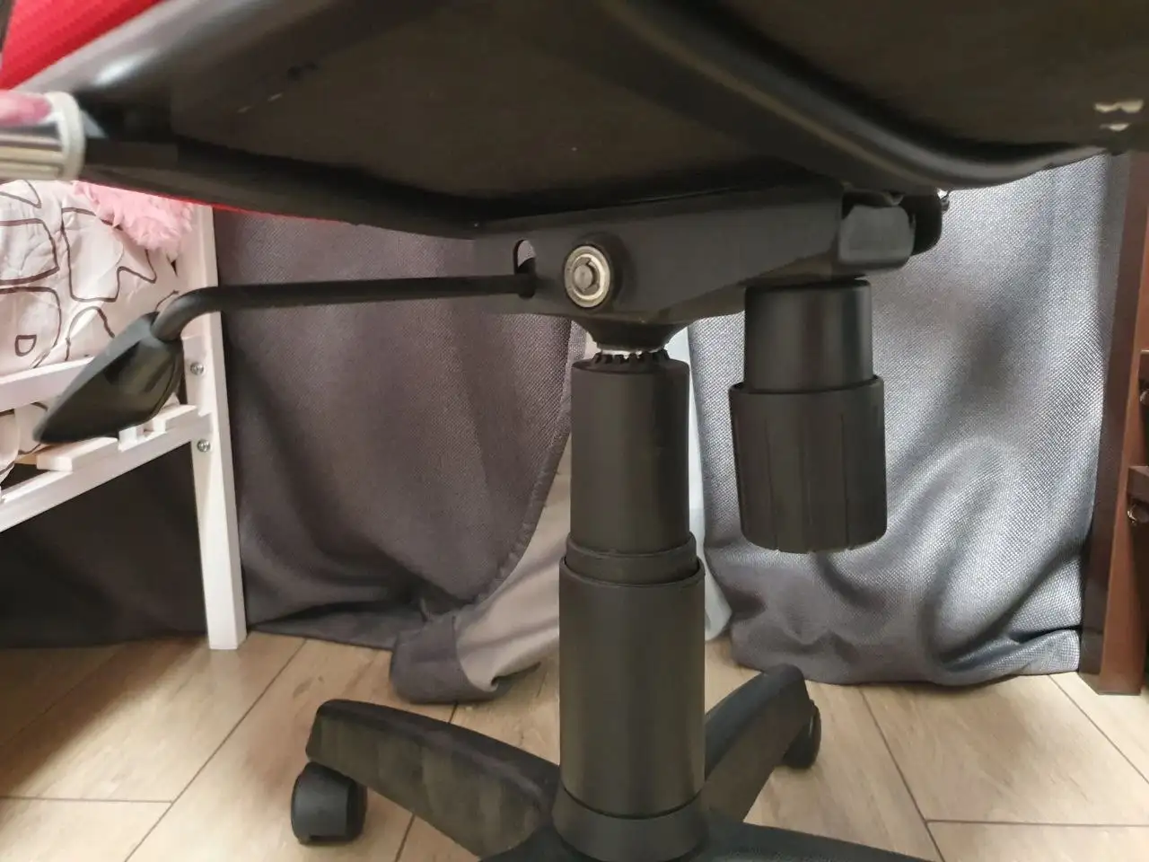 Компьютерное кресло Метта с механизмом качания - Мебель (Для дома и дачи) в Кондратово