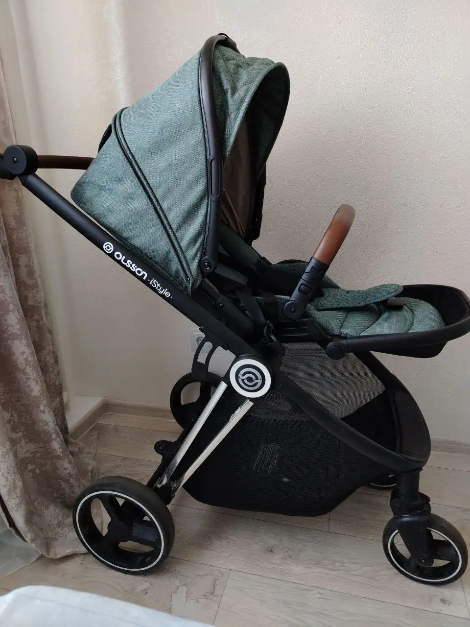 Продам коляску Olsson i style 2в1 - Коляски (Товары для детей) в Кондратово