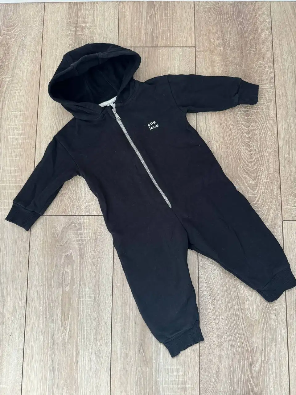 Детские комбинезоны и игрушки - Одежда и игрушки (Товары для детей) в Кондратово