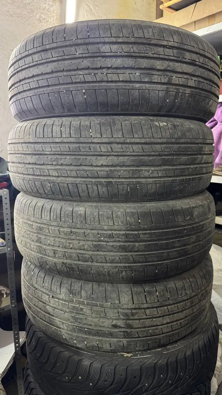 Продам комплект летних шин 215/60 R17 - Шины и диски (Авто) в Кондратово