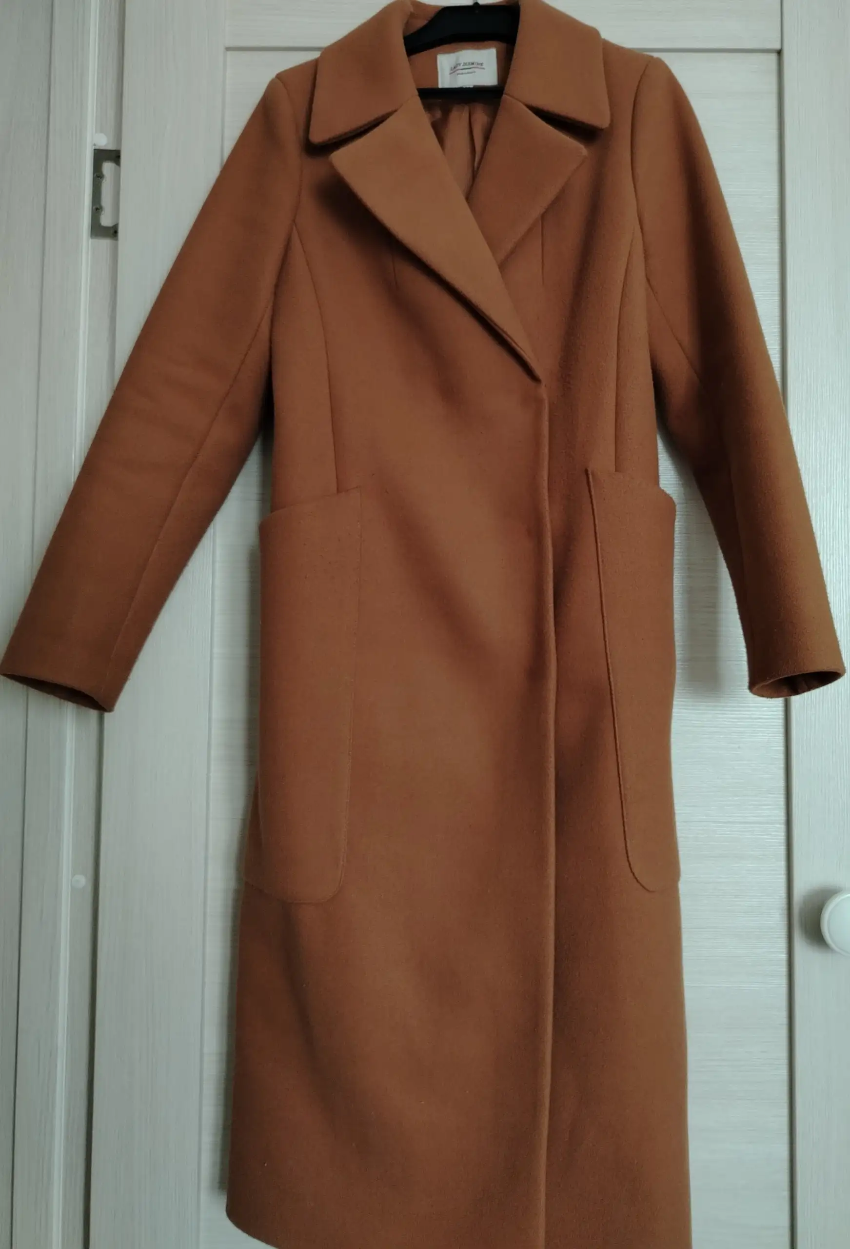 Продам женское пальто, 46 размер - Верхняя одежда (Одежда) в Кондратово