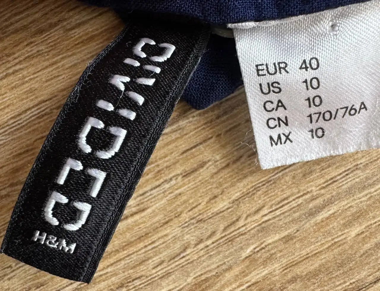 Комбез H&M - Одежда в Неизвестно