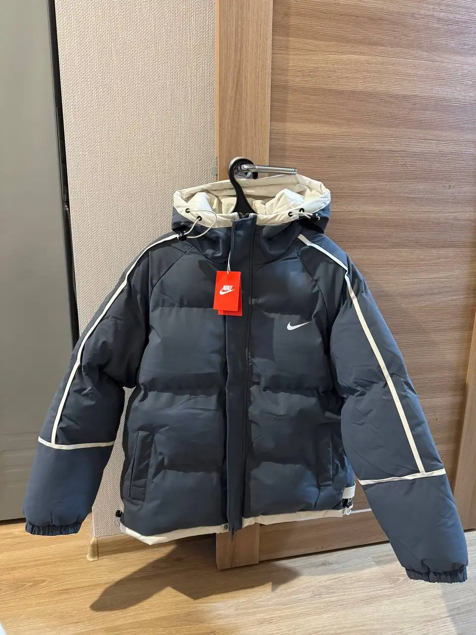 Куртка демисезонная L-XL - Верхняя одежда (Одежда) в Кондратово