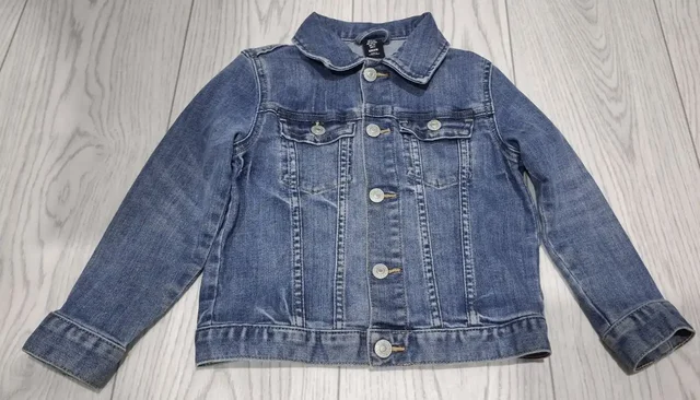 Джинсовка H&M 110-116 размер - Детская мебель в Кондратово