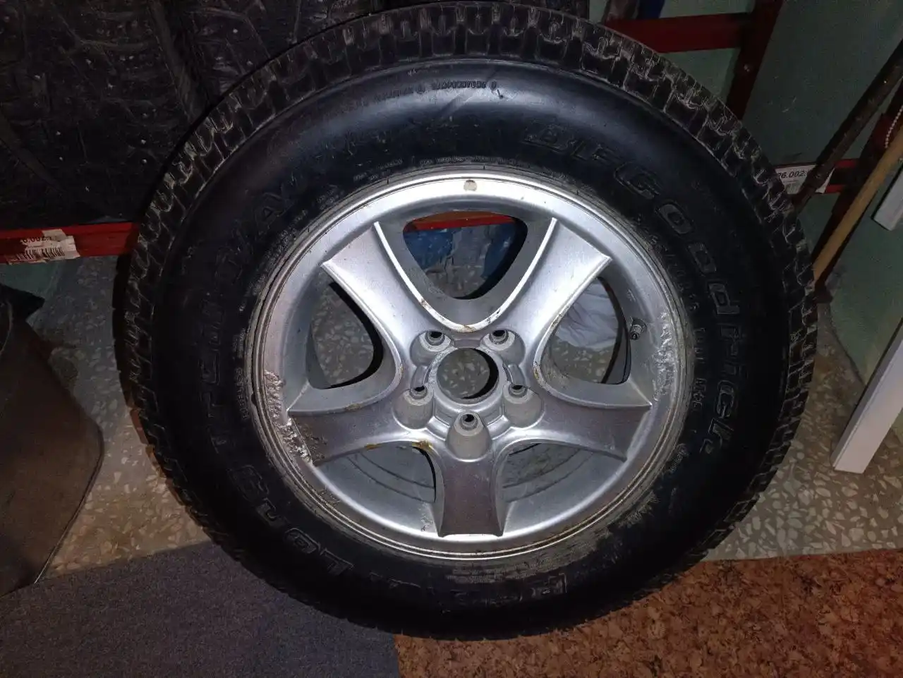 Продам зимние колеса Yokohama Ice Guard Stud IG55