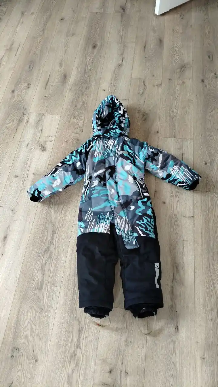 Зимний комбинезон на мальчика - Товары для детей в Кондратово