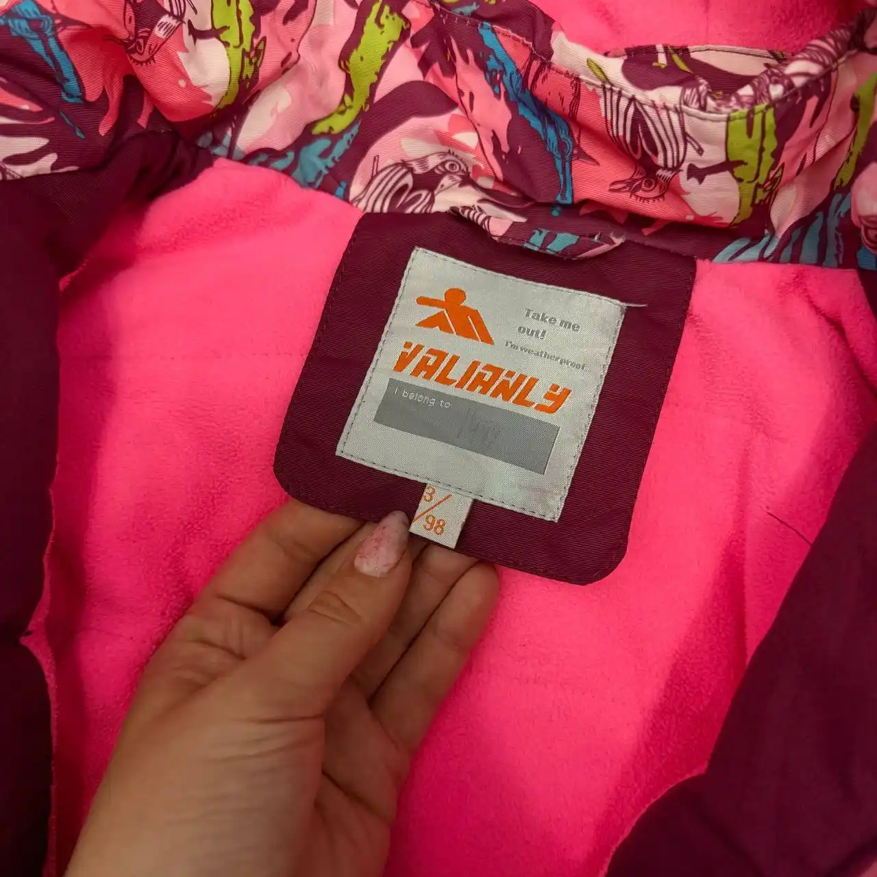 Отдам за шоколадку вещи 86 размера, комбинезон 104