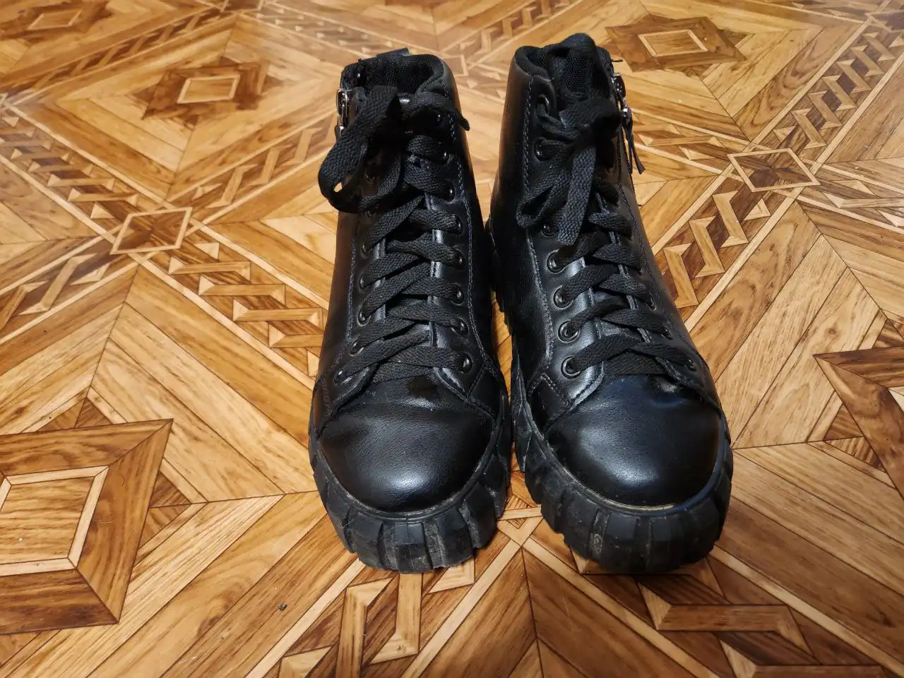 Ботинки осенние