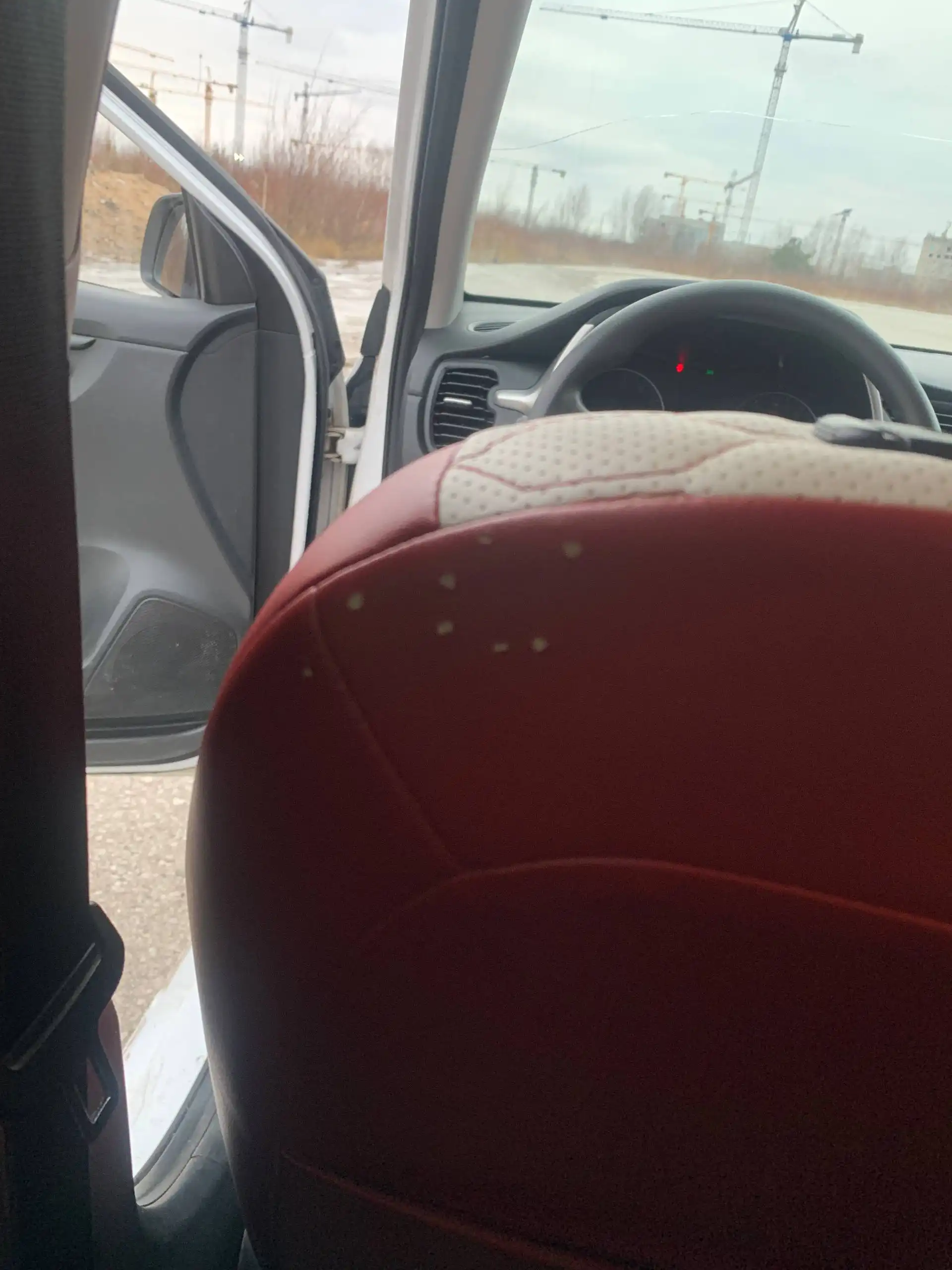 Продажа чехлов на Kia Rio и Hyundai Solaris