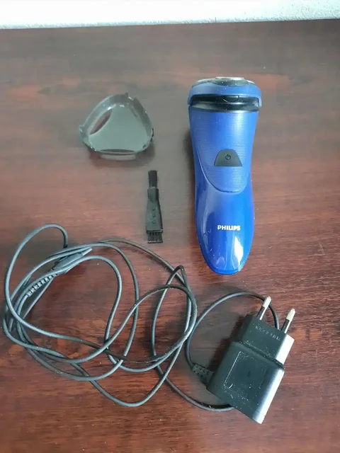 Продам электрическую бритву - частное объявление в Кондратово