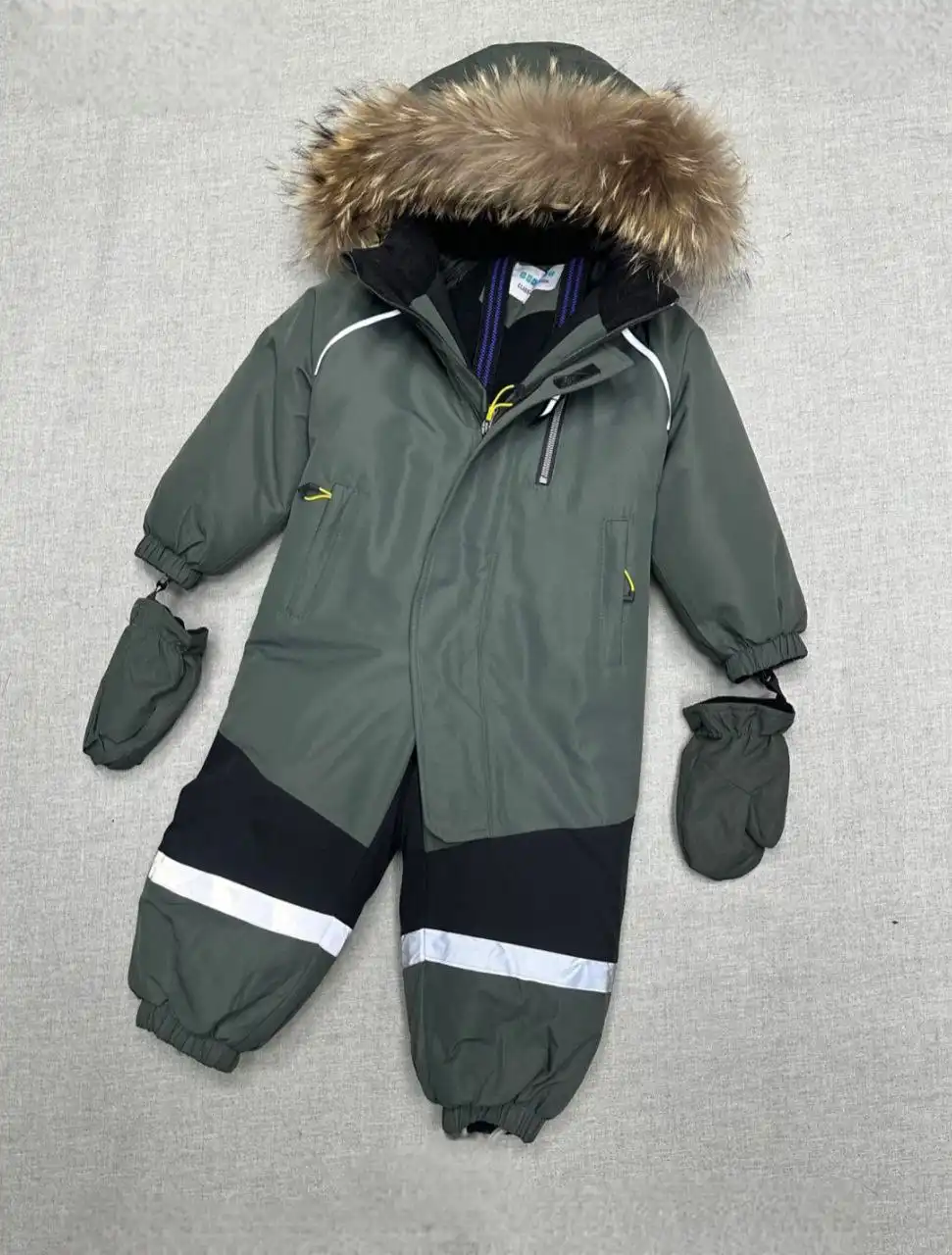 Зимний комбинезон 104-110