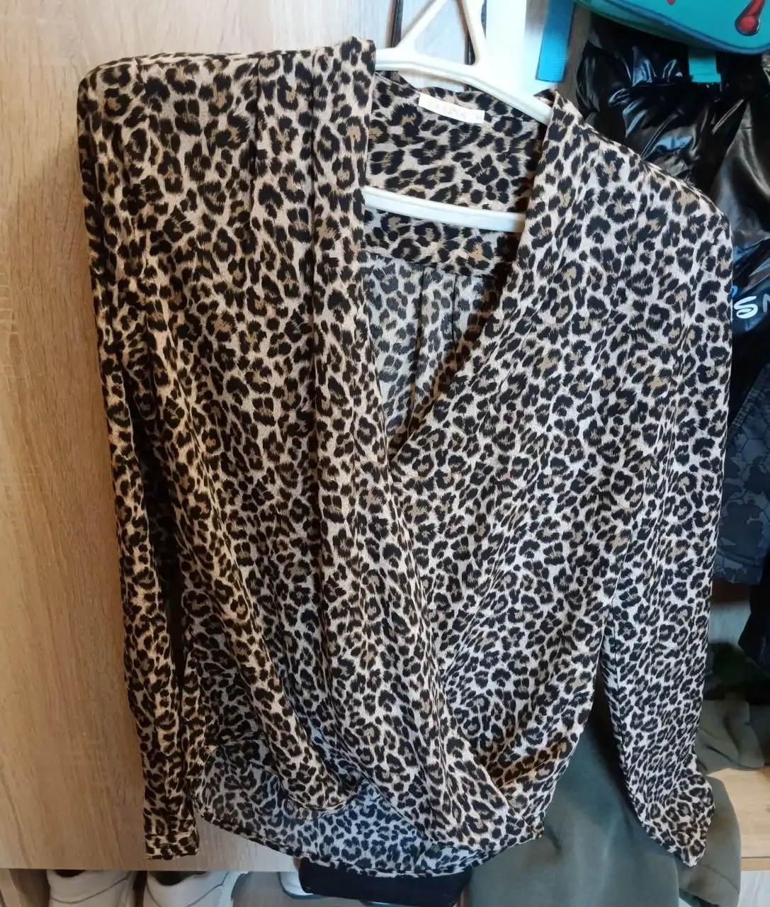 Одежда 42 размера: шапка, шарф, платья, кофточка