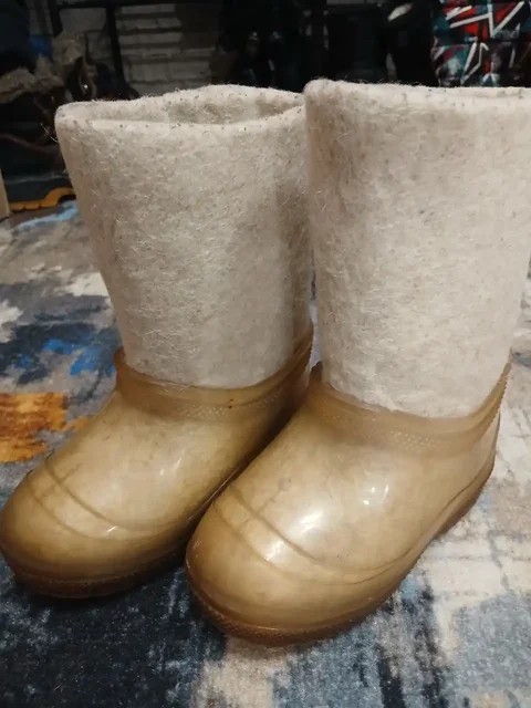 Детские валенки с галошами - частное объявление в Кондратово