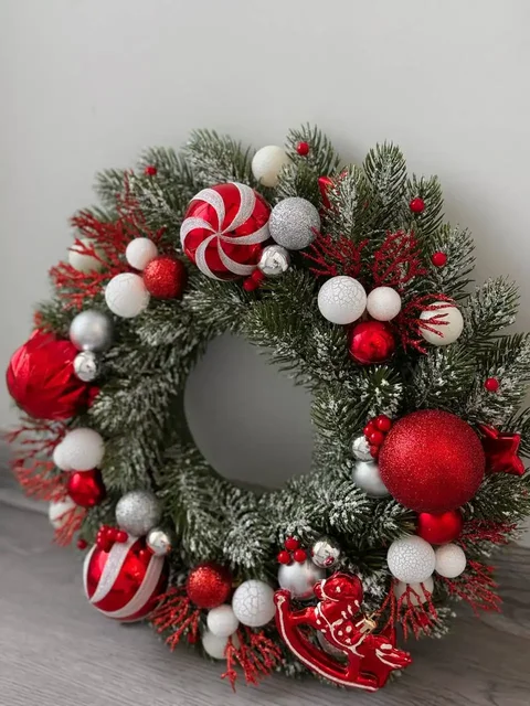 Новогодний венок ручной работы из литых веточек - Хобби и отдых в Кондратово