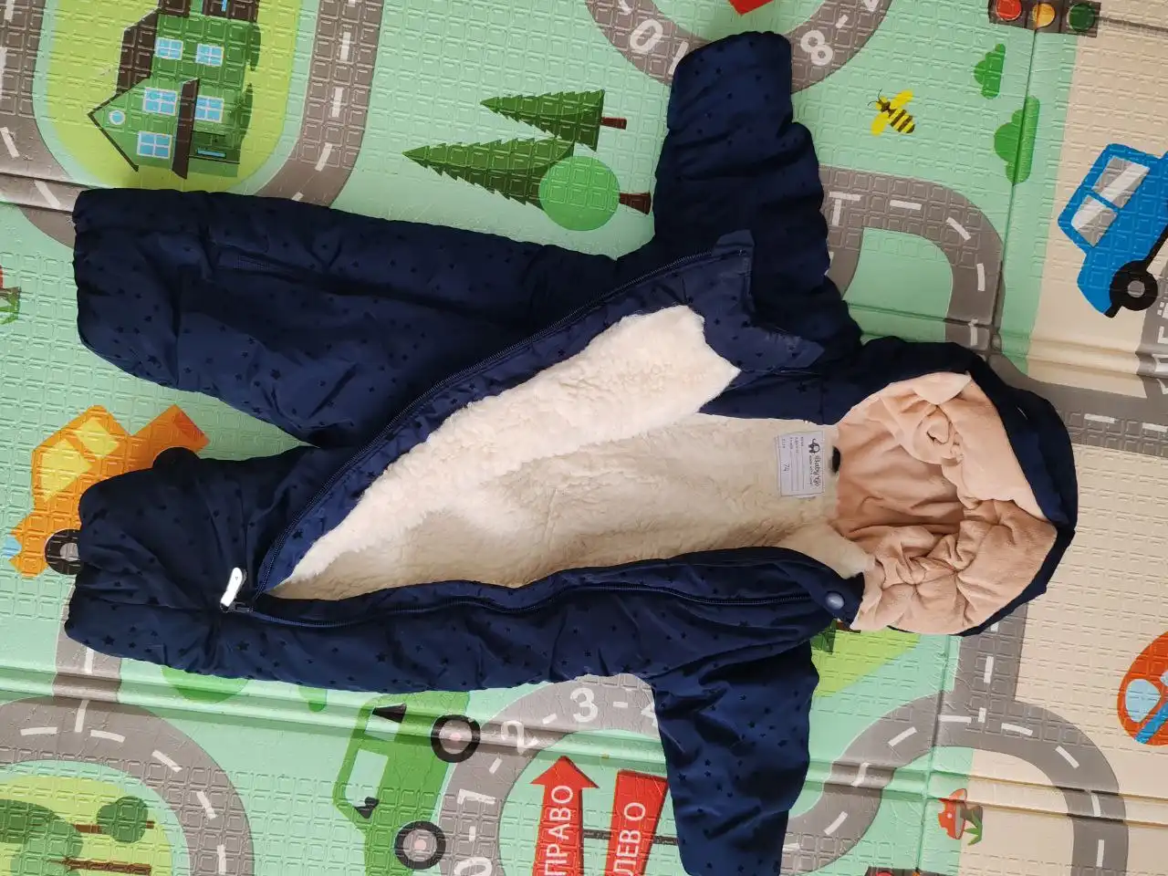 Товар размер 74 в состоянии нового