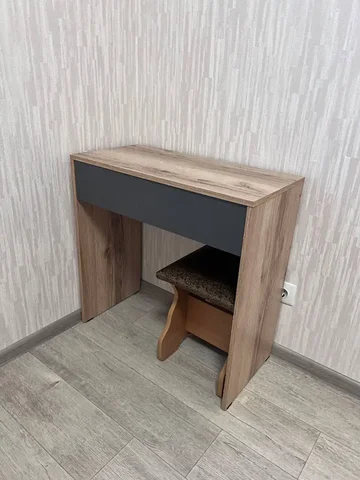 Столик с выдвижным ящиком - Для дома и дачи в Кондратово