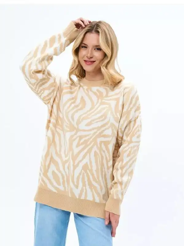 Свитер новый оверсайз