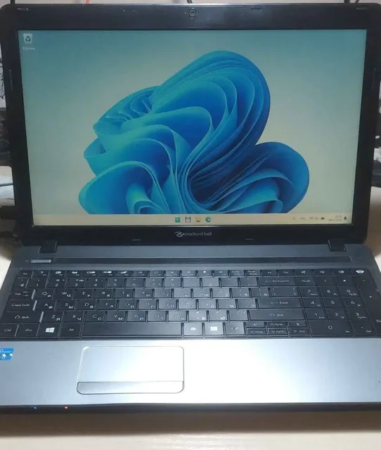 Продам ноутбук PackardBell EN-TE11HC в идеальном состоянии - Электроника в Кондратово