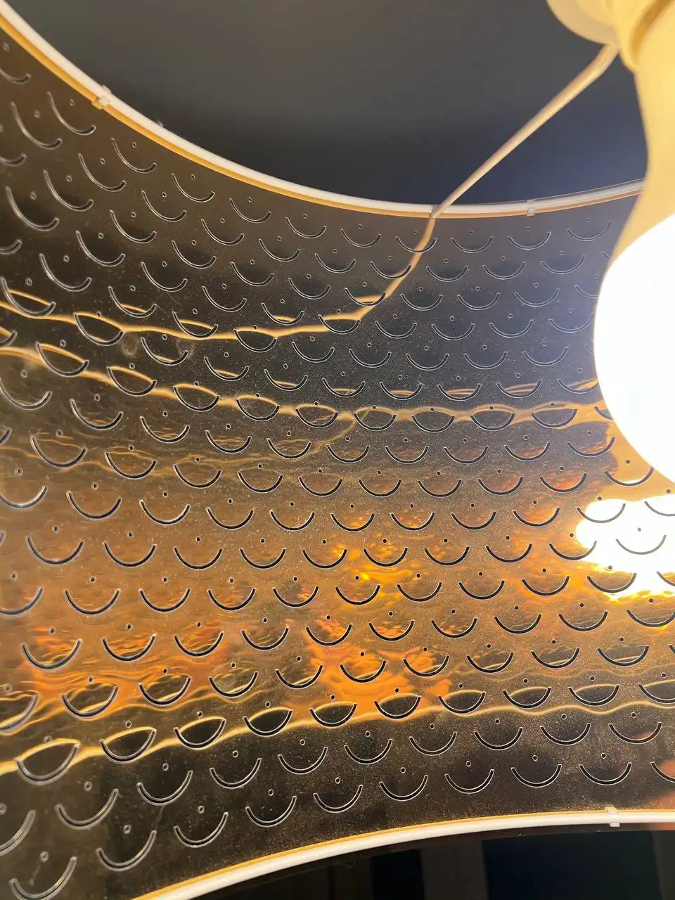 Люстра IKEA в идеальном состоянии - Освещение (Для дома и дачи) в Кондратово