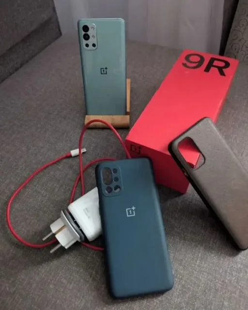 OnePlus 9R в отличном состоянии - Электроника в Кондратово