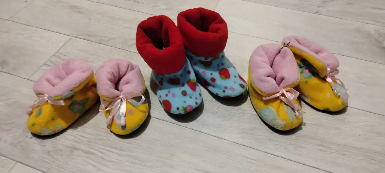 Тапочки домашние новые ручной работы - Домашняя обувь (Одежда) в Кондратово