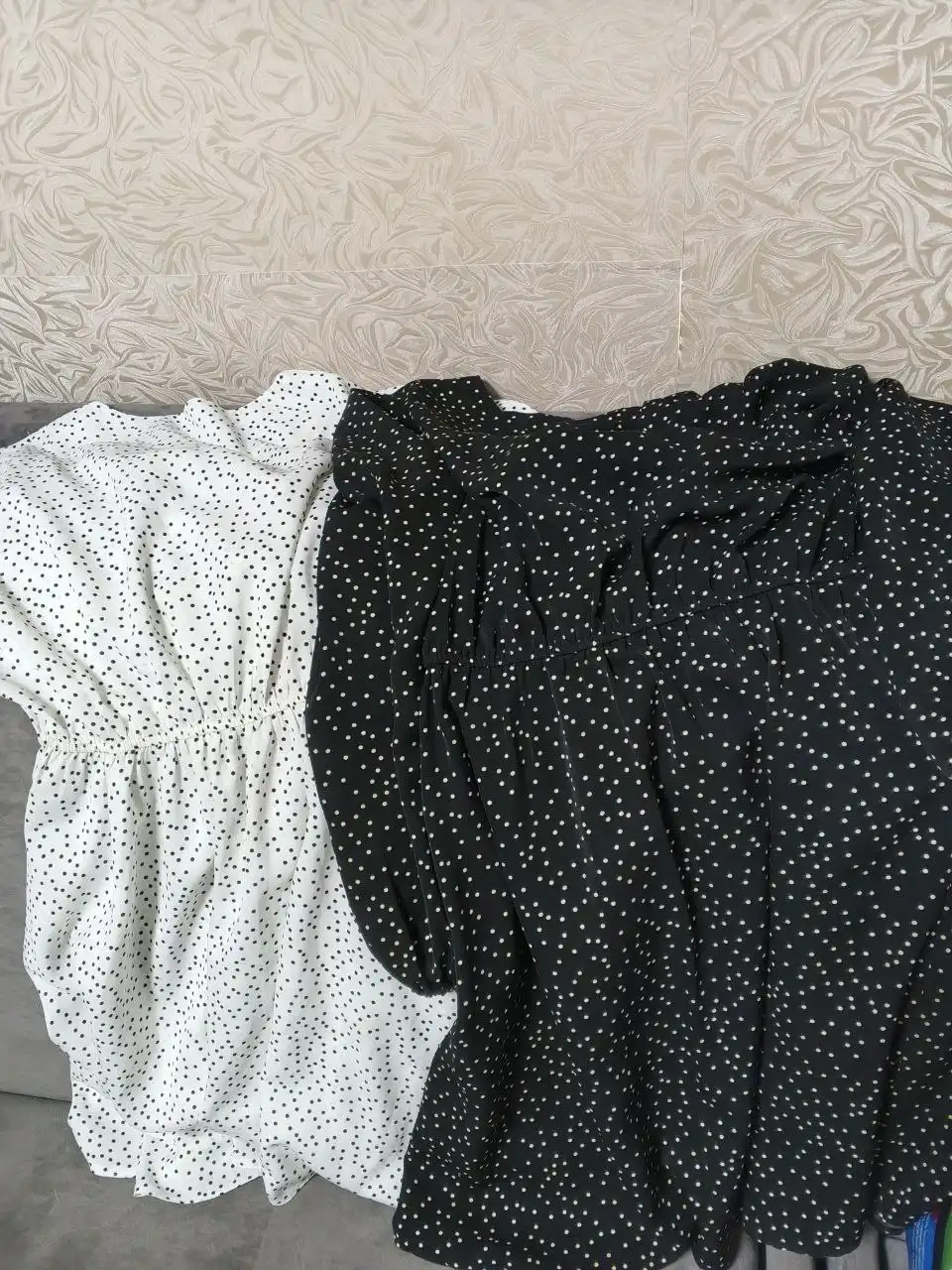 Джинсы и купальники - Одежда в Неизвестно