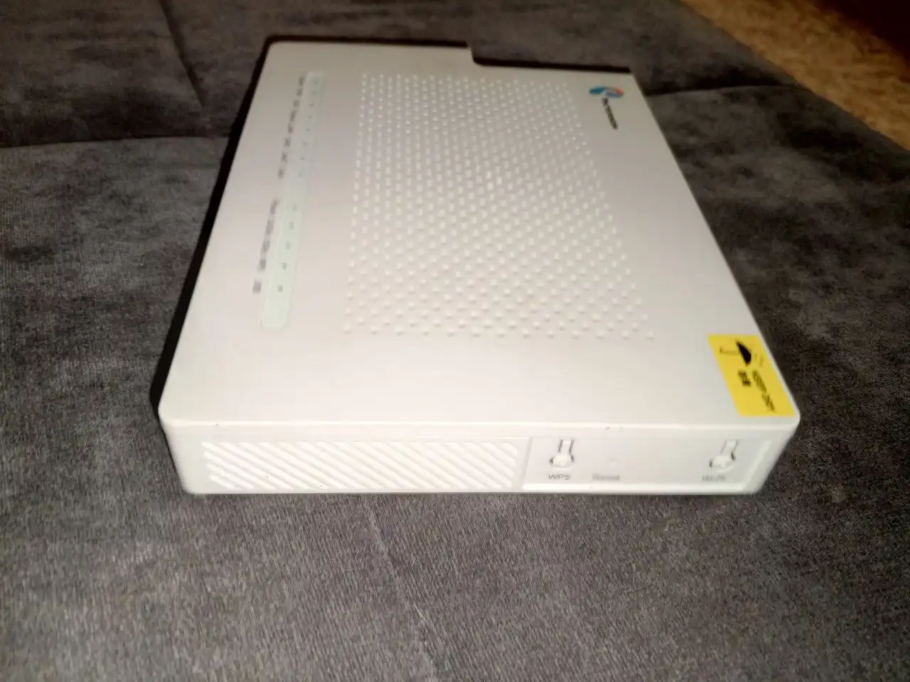 Роутер Ростелеком в отличном состоянии - Сетевое оборудование (Электроника) в Кондратово