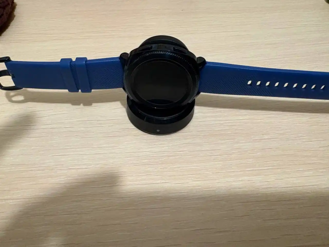 Продам часы Samsung Gear Sport - Смарт-часы (Электроника) в Кондратово