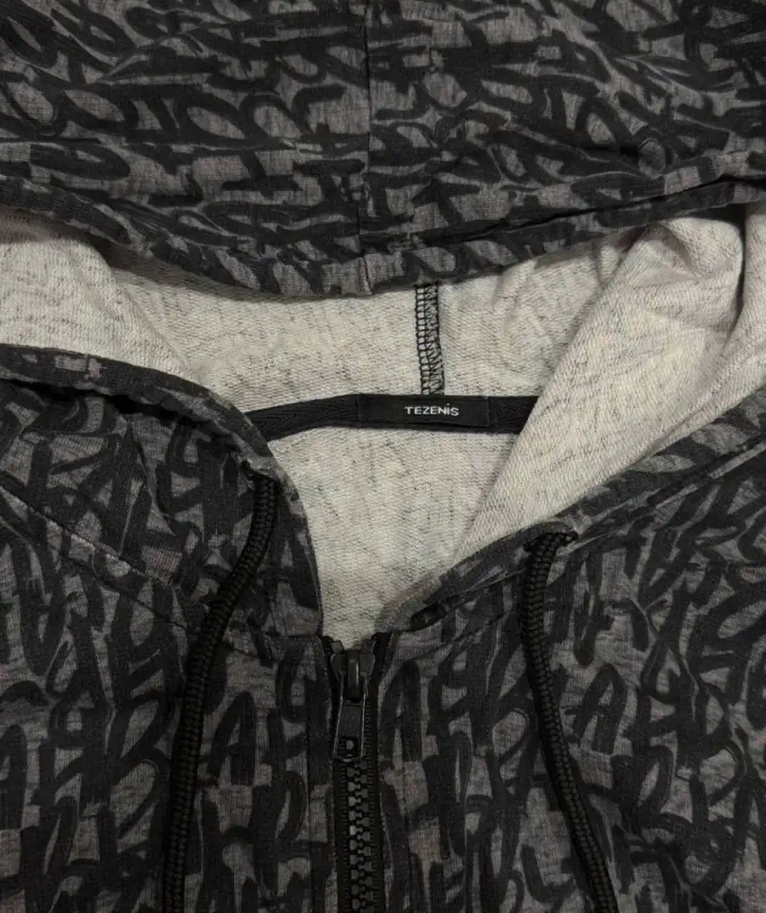 Кофта с капюшоном размер 44-46 - Верхняя одежда (Одежда) в Кондратово