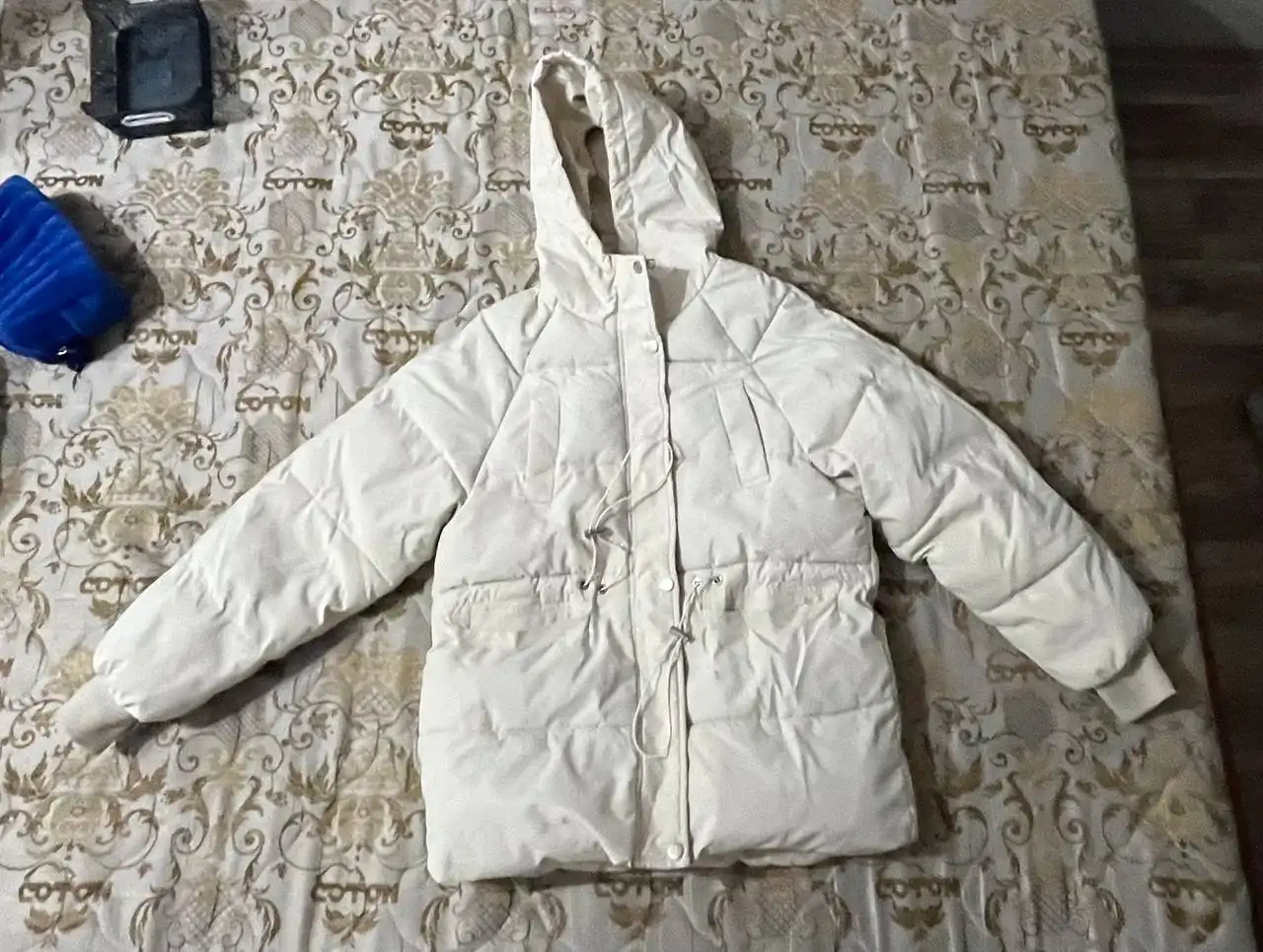 Продам куртку и сумку - Женская одежда (Одежда) в Кондратово