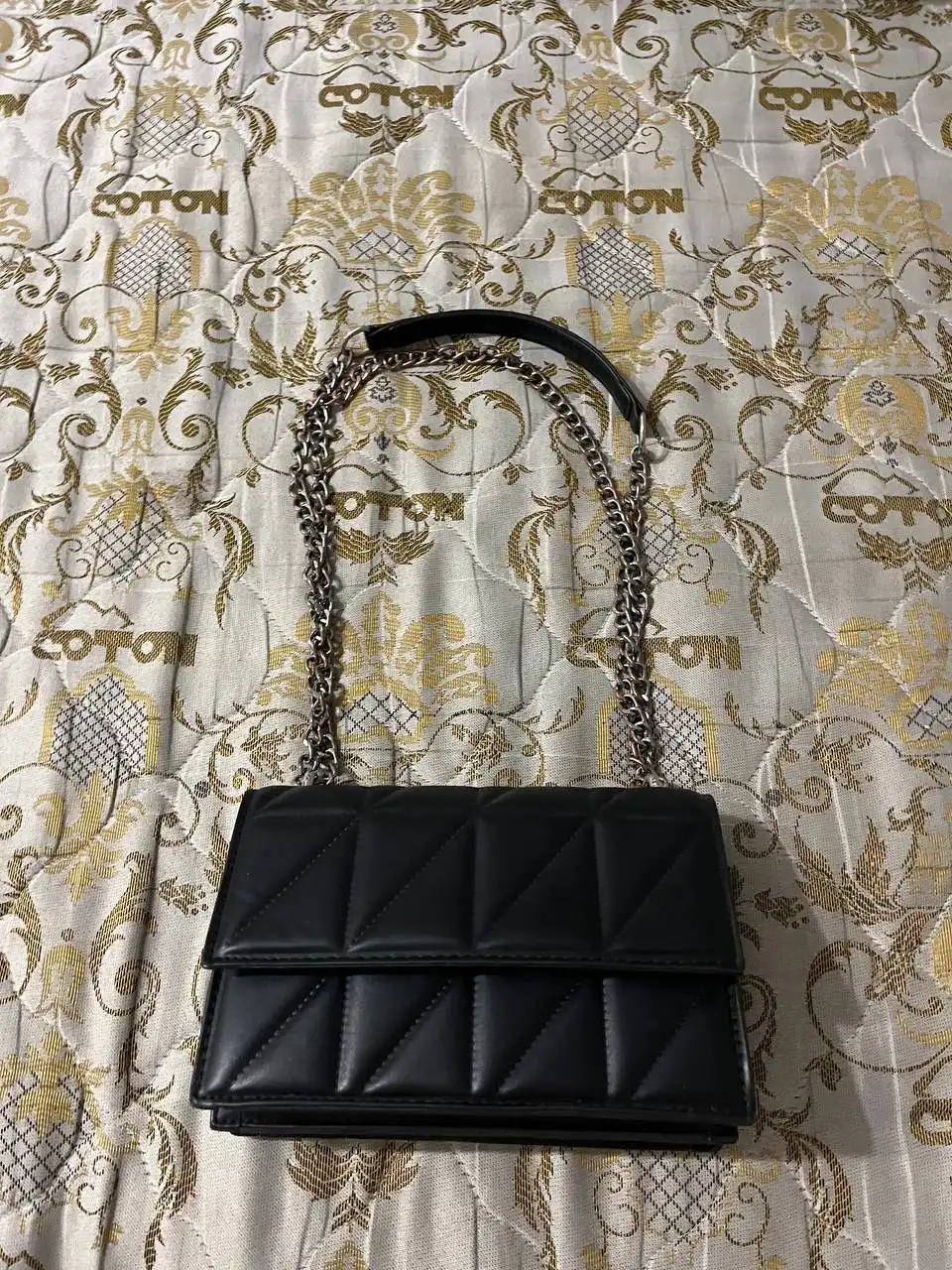 Продам куртку и сумку - Женская одежда (Одежда) в Кондратово