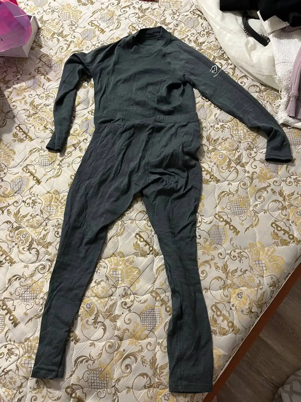 Женская одежда размер XS: кофта, термобелье, свитеры - Женская одежда (Одежда) в Кондратово