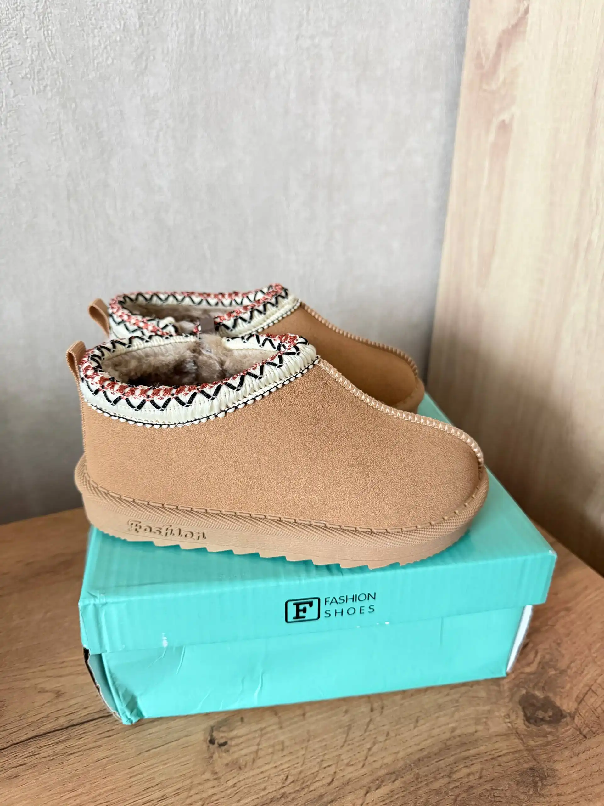 Угги детские, 26 размер - Обувь детская (Одежда) в Кондратово