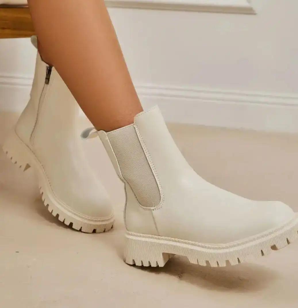 Ботинки женские демисезонные новые - Обувь (Одежда) в Кондратово