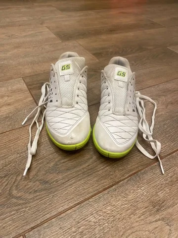 Футзалки футбольные 39 размер - Настольные игры в Кондратово