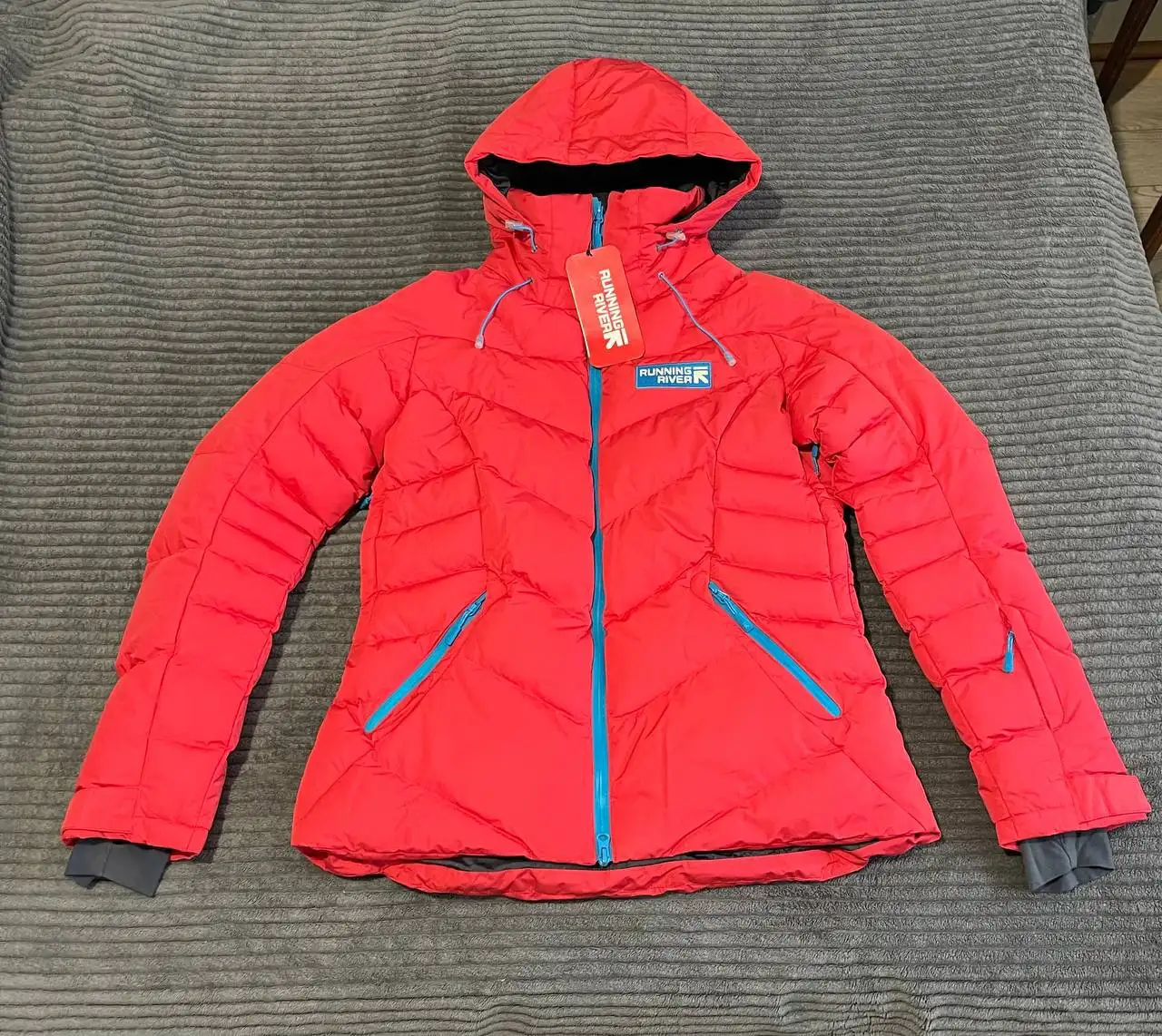 Горнолыжная куртка RUNNING RIVER размер М новая с биркой - Спортивная одежда (Одежда) в Кондратово