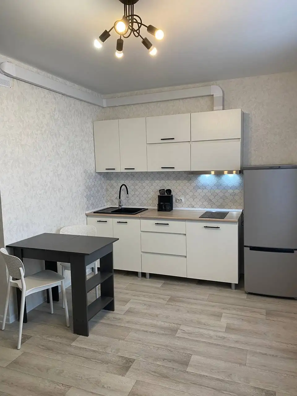 Студия на длительный срок - Аренда квартир (Недвижимость) в Кондратово