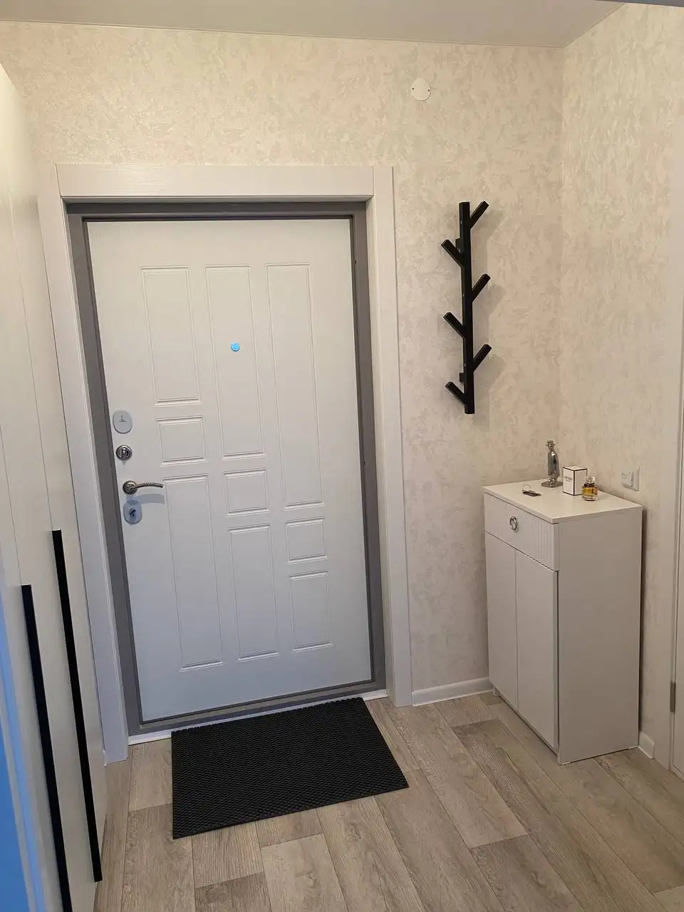 Студия на длительный срок - Аренда квартир (Недвижимость) в Кондратово