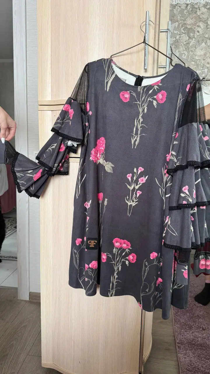 Продажа женской одежды: костюм с шортами и платья - Женская одежда (Одежда) в Кондратово