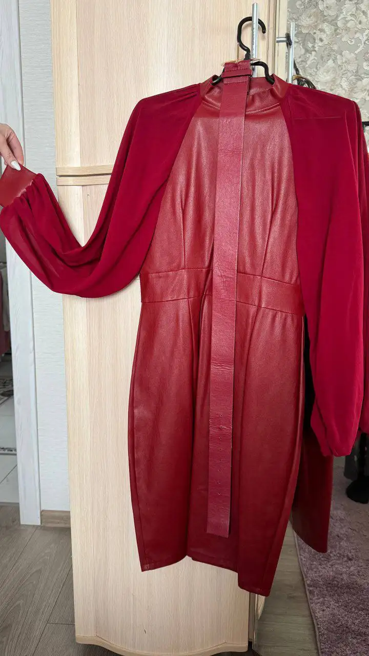 Продажа женской одежды: костюм с шортами и платья - Женская одежда (Одежда) в Кондратово