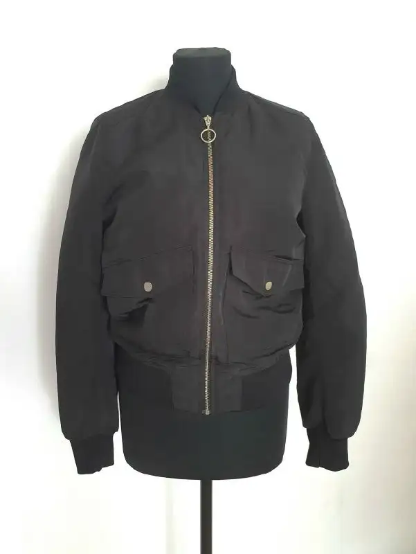 Женские утепленные демисезонные бомберы - Верхняя одежда (Одежда) в Кондратово