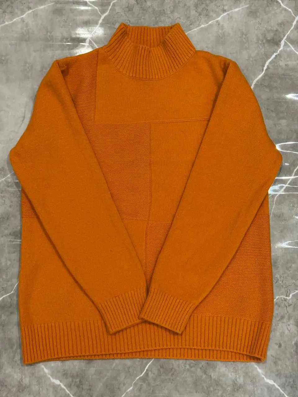 Новый мягкий свитер 42-44 размера - Одежда в Кондратово