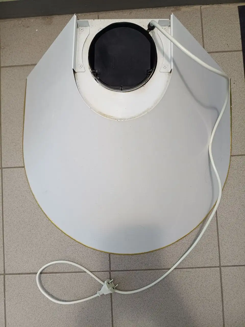 Отдам вытяжку за шоколадку - Барахолка в Кондратово