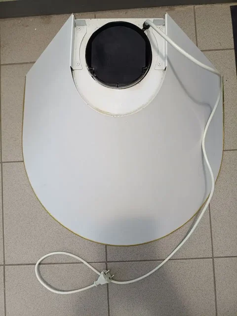 Отдам вытяжку за шоколадку - частное объявление в Кондратово