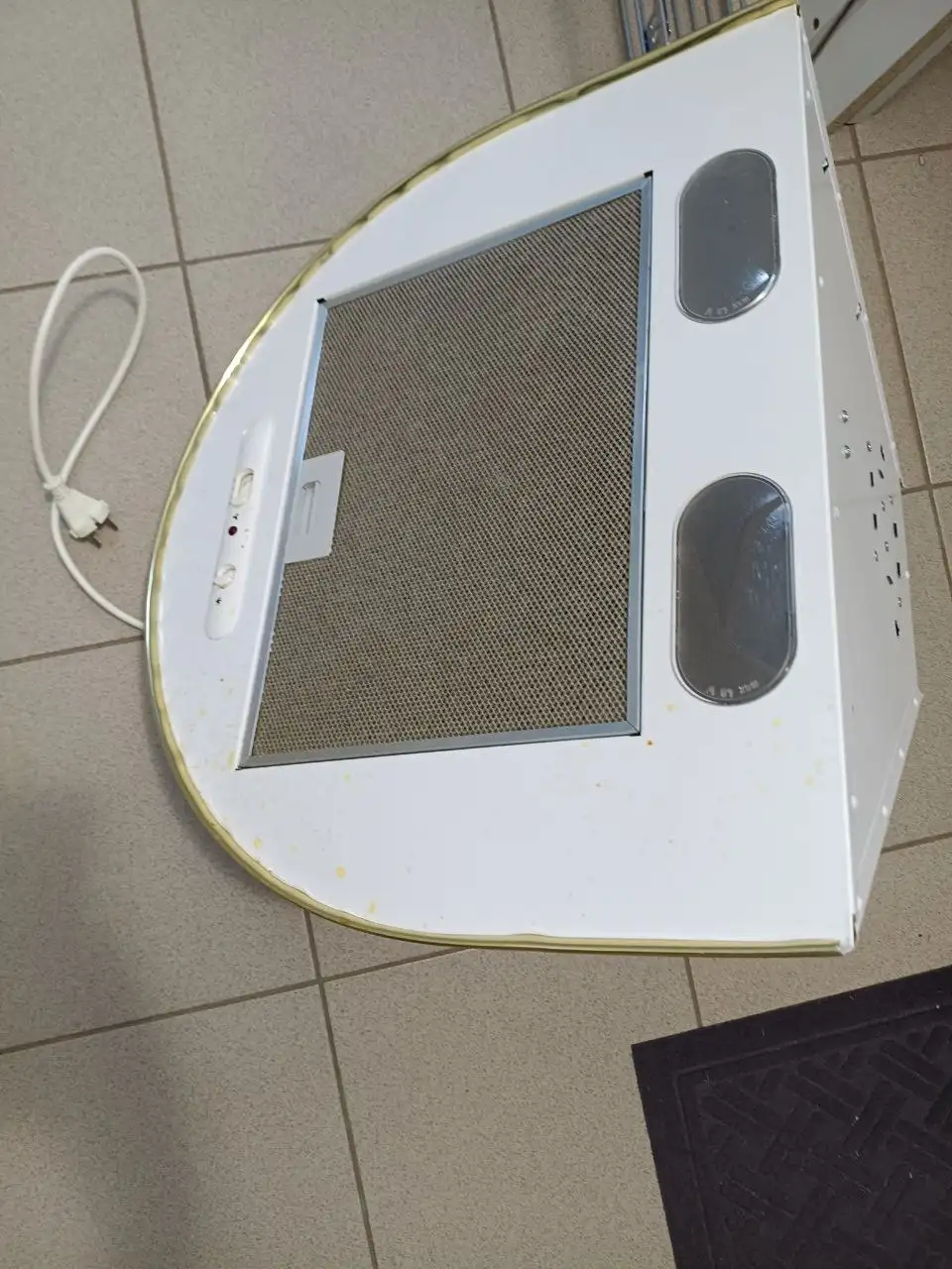 Отдам вытяжку за шоколадку - Барахолка в Кондратово