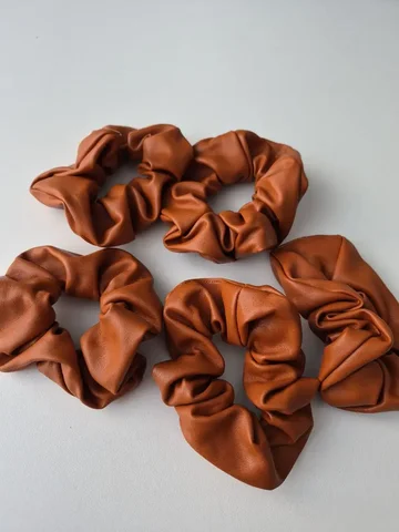 Широкие резинки кожзам - Барахолка в Кондратово