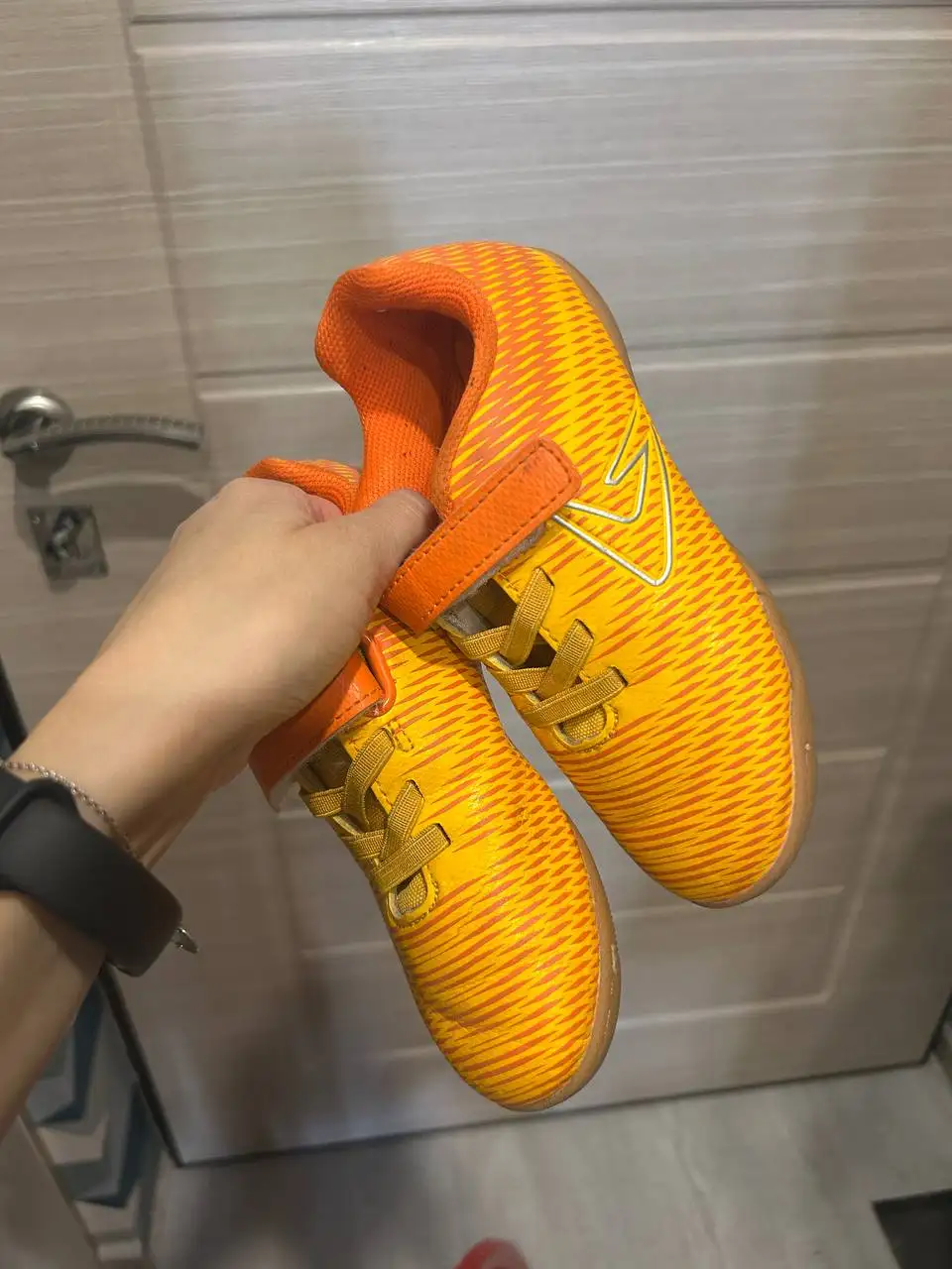 Футзалки Demix размер 29 - Спортивная обувь (Одежда) в Кондратово