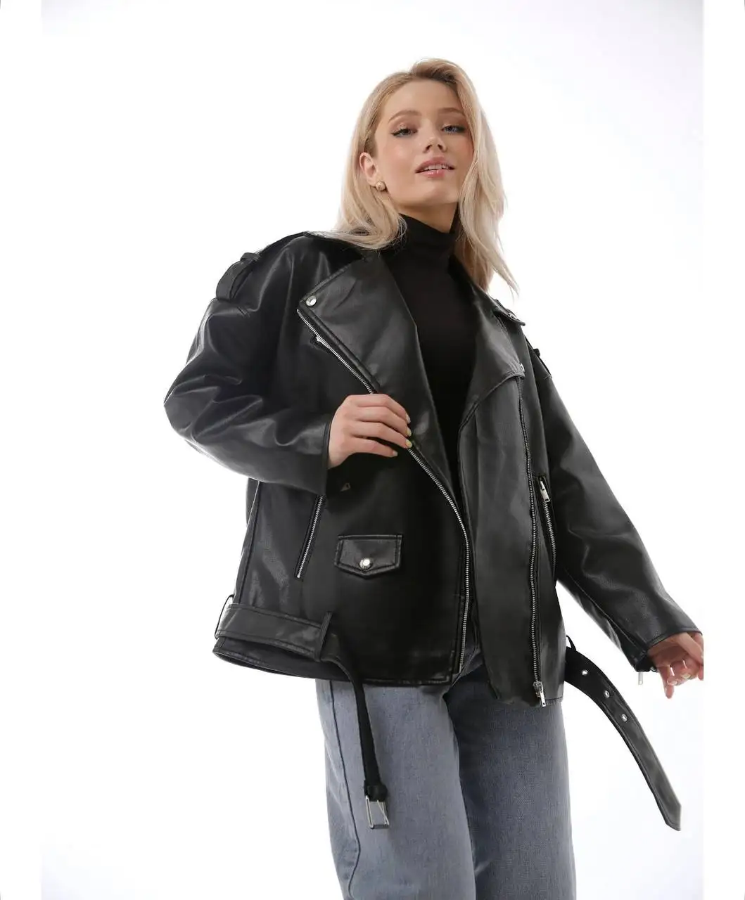 Продажа одежды: кожанка, ботинки GUESS, лонг, кофта топ - Верхняя одежда и обувь (Одежда) в Кондратово