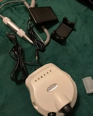 Продам аппарат для маникюра - Барахолка в Кондратово