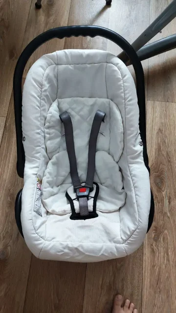 Продам автолюльку 0+ - Детская мебель и аксессуары в Кондратово